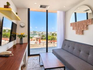 1BR 1BA in Singular Joy, best location in town - 6