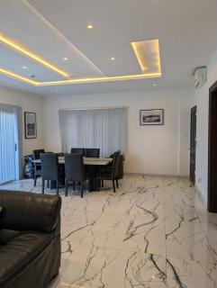 PCG HOMES 1130 Apartment - 6