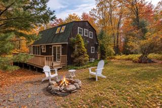 Catskills Dream Lakehouse - Lake Pool & Hot Tub - 0