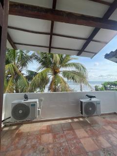 Veranda house beachfront - 2