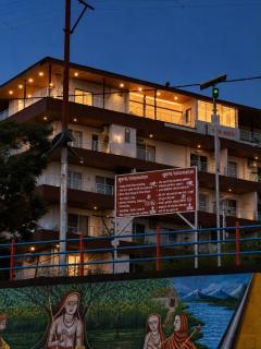 The Homecoming Riverside Retreat Ganga View - 5