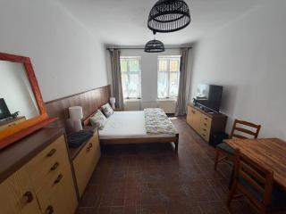 Affordable and practical apartment, by downtown CB - 3