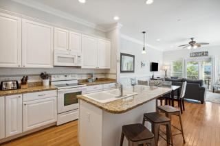 Water's Edge 103 - Bright 3BR/3BA Townhome - Pool - Fishing Dock - 6