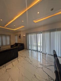 PCG HOMES 1130 Apartment - 5