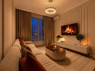 LUXURY 3-Bedroom Apartment Near MEGA CENTER - 0
