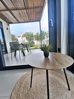 Elia Suites - 4