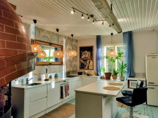 Traditional Finnish 4 br Family Home - 2