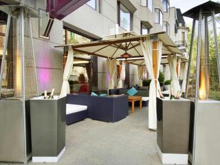 Novotel Montreal Center - 8
