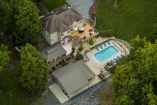 Stone Mountain Escape - Pool, Spa, and Pickleball - 3