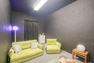 On Main St! Walkable Family Apartment in Princeton - 7
