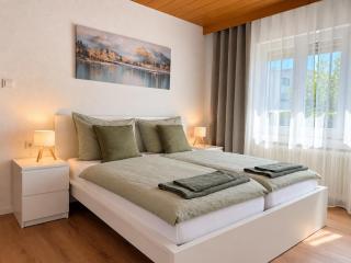 Modernes, gemütliches Zuhause mit Platz für alle - 0