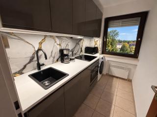 Renovated Oktoberfest Apartment for 5 near Munich with Balcony and Free Parking - 2