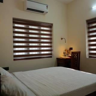 Dhanyam Homestay Guruvayur - Ground Floor 3 Bedrooms - 6