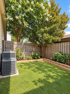 2 bed, 3 bath townhome - 4