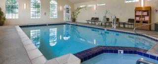 Midway 2BR Apartment with Resort Access - 4