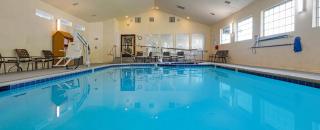 Midway 2BR Apartment with Resort Access - 3