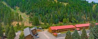 Red River 2BR Apartment with Resort Access - 3