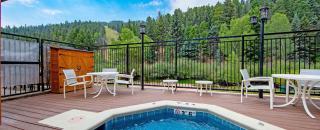 Red River 2BR Apartment with Resort Access - 4