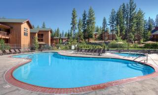 South Shore 2BR Apartment with Resort Access - 8