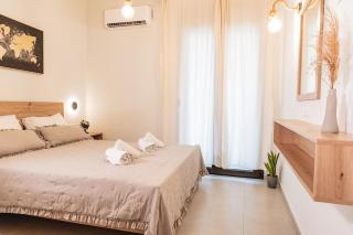 Andriani Beach Apartment - 0