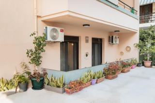 Andriani Beach Apartment - 3
