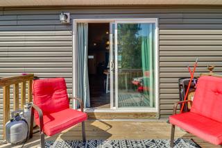 Scenic St Claire Home: Deck + Spacious Yard - 8