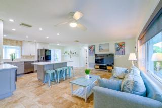 Angler’s Oasis! Canal-Front Gem w/ Dock in Hudson - 8