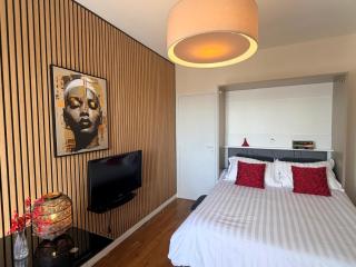 Smart and Cozy Apartment just by Paris - 3