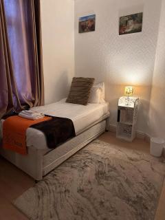Lux Cottage - 3