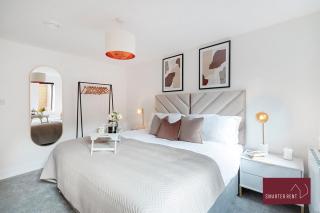 Wokingham - 2 Bedroom Ground Floor Flat - 3