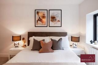 Modern 3 Bedroom Apartment - Wokingham - 4