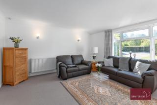 Three Bed Bungalow - Finchampstead - 8