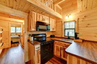 Escape to Nature! Rustic Cabin in Oxford - 2
