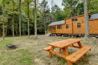 Hike, Bike & Stargaze! Oxford Cabin w/ Fire Pit - 8