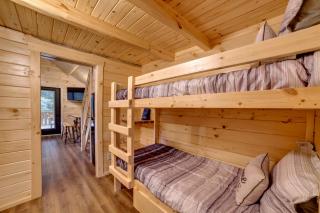 Hike, Bike & Stargaze! Oxford Cabin w/ Fire Pit - 2