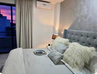 Contemporary dream stay by Av Escazu CIMA hospital - 0