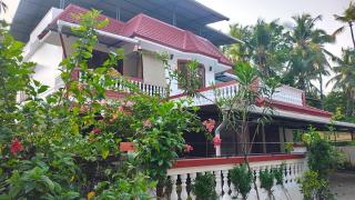 House at Guruvayur - 7