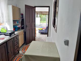 Quarto 2 completo privativo cozinha e banheiro compartilhado - 8