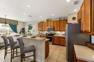 South Facing Pool with Spa and Lake View in Gated Resort of Bella Vida Nr Disney - 5