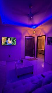 Premium 2BR, Pearl Arena, B-17 Multi Gardens - 1