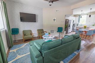 Spacious 4 BR Mt Washington Home Skyline Views - 7