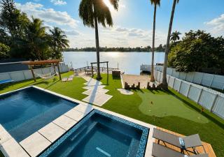 Lakefront Luxe - 10 min to Hard Rock - Pool & BBQ L73 - 4