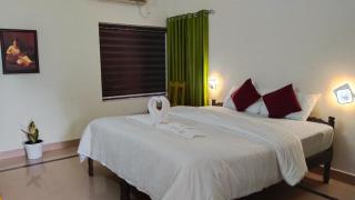 Mohans Inn - 6