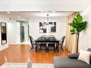 NEW 4 Bedroom House BBQ near Strip - 5