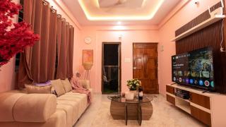 The Pink Theory AC 1BHK in HSR Layout with Lake View - 0