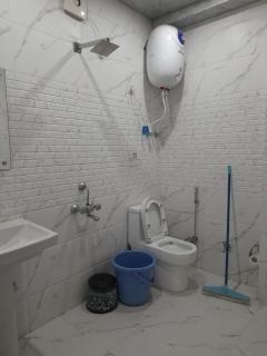 Him Aashrey B&B Homestay - 2