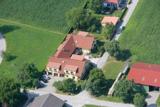 Privatzimmer und Ferienwohnungen Leeb - 6