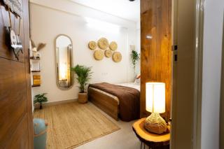 Boho Bliss 1 BHK HSR AC Free Snacks OTT WiFi - 6