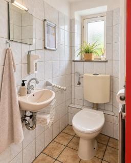 NordQuartier Lunden - Helles Doppelzimmer mit Gemeinschaftsbad - E04 - 4