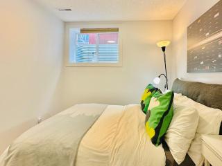 Location! Close to Everything! FREE Banff Pass! - 1